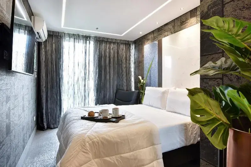 Comfort room