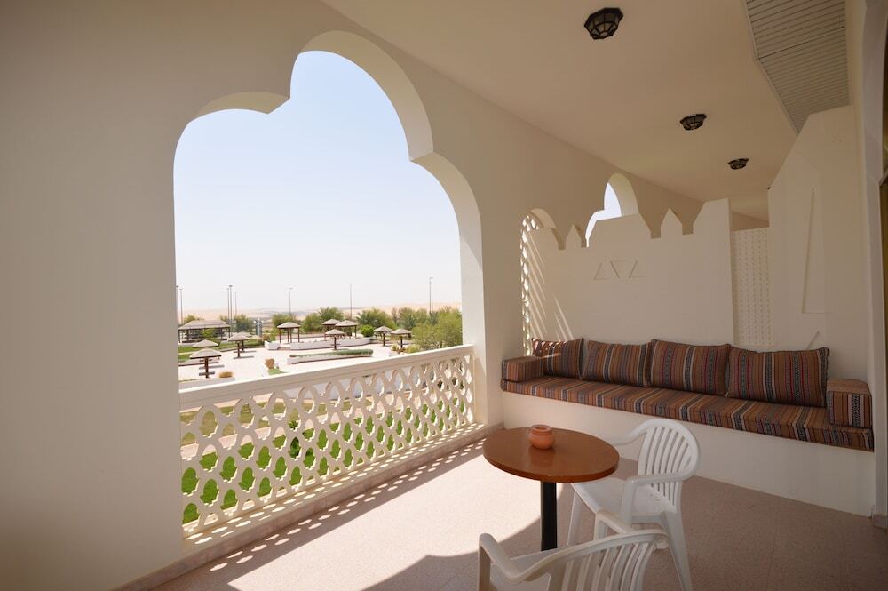 Liwa Hotel