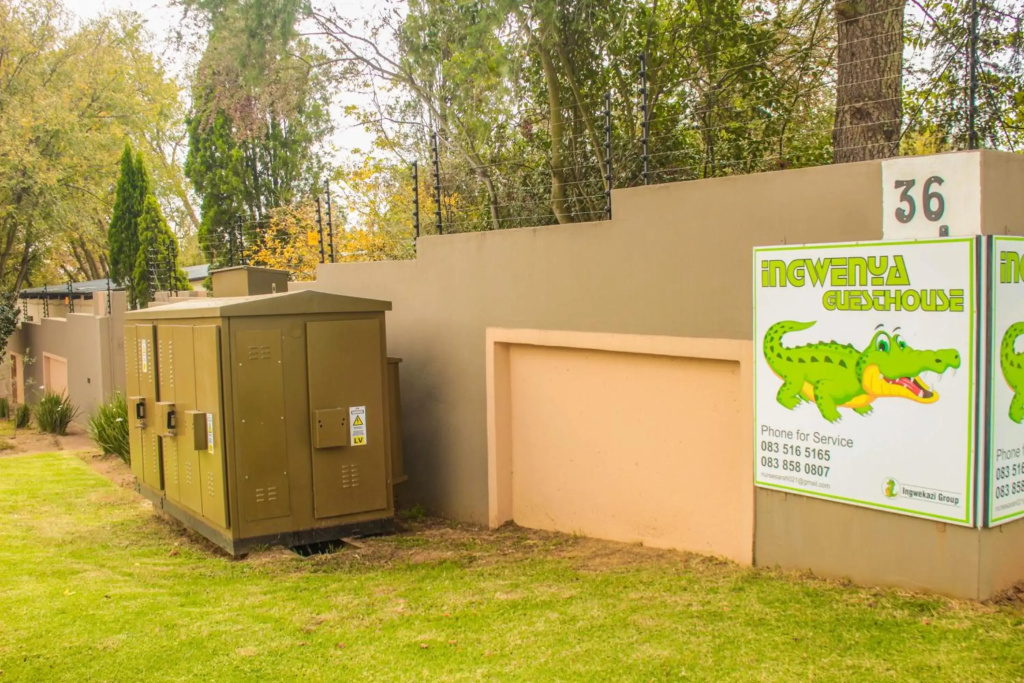 Ingwenya Guesthouse