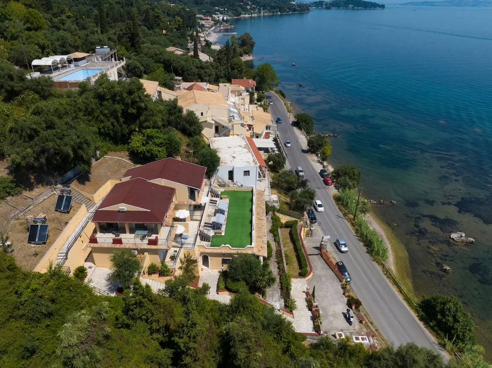 Beach & Waterfront