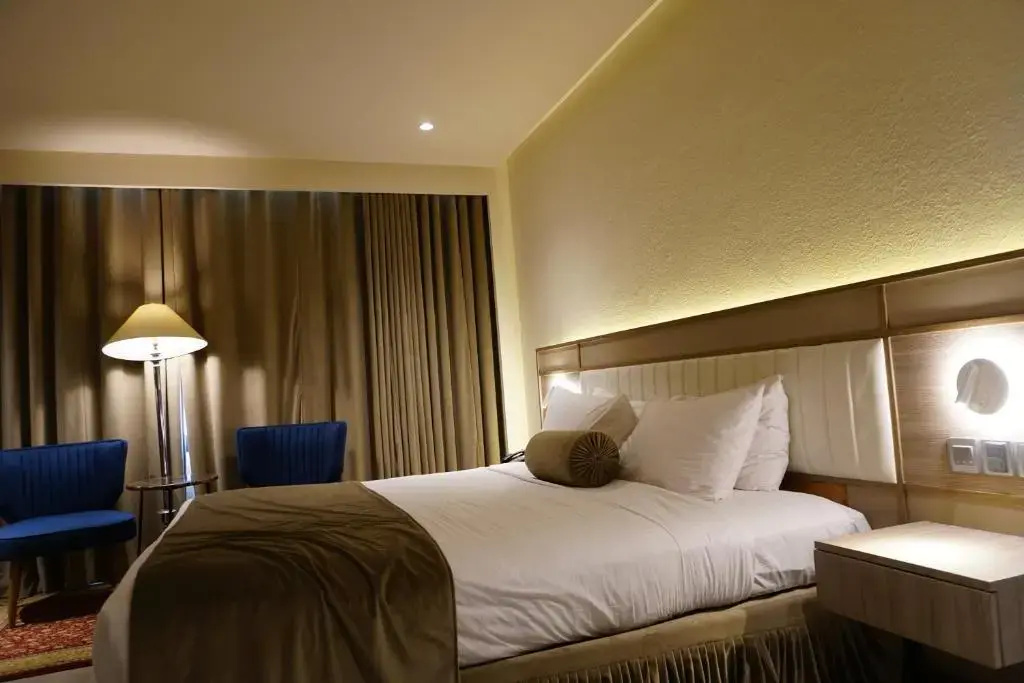 Regent Plaza Hotel & Convention Centre - Chambres