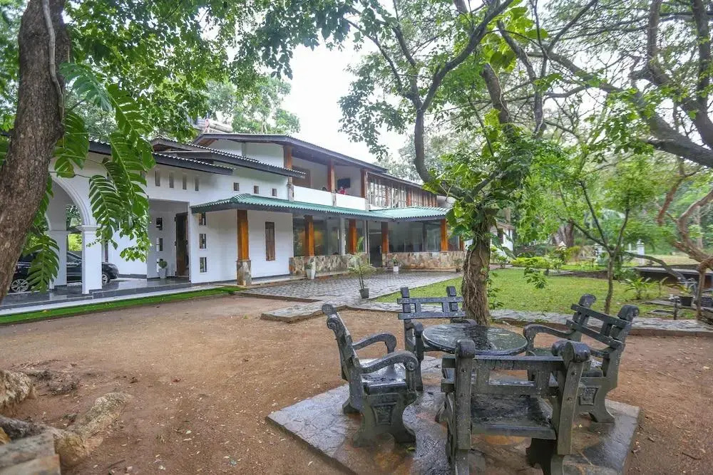 Grand Kalundawa - Dambulla's Hidden Secret