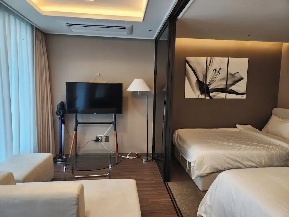 Standard Double Family room with ocean view (twin beds)