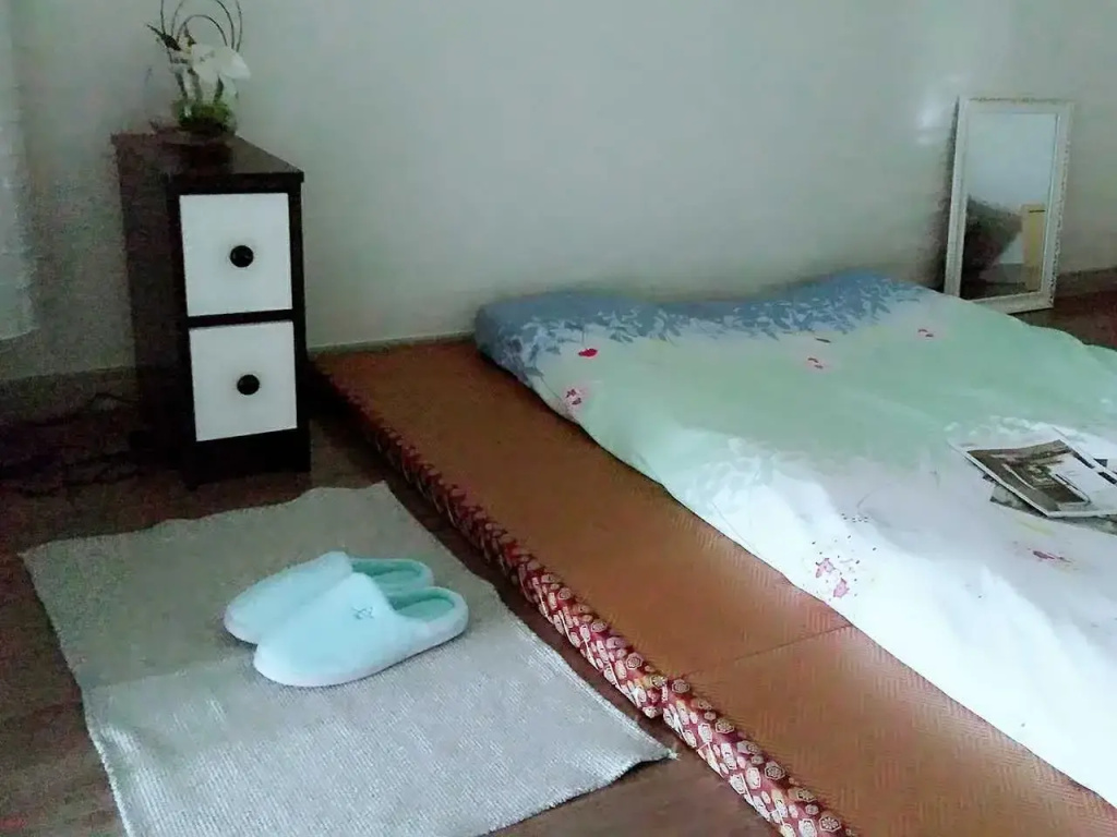 image url