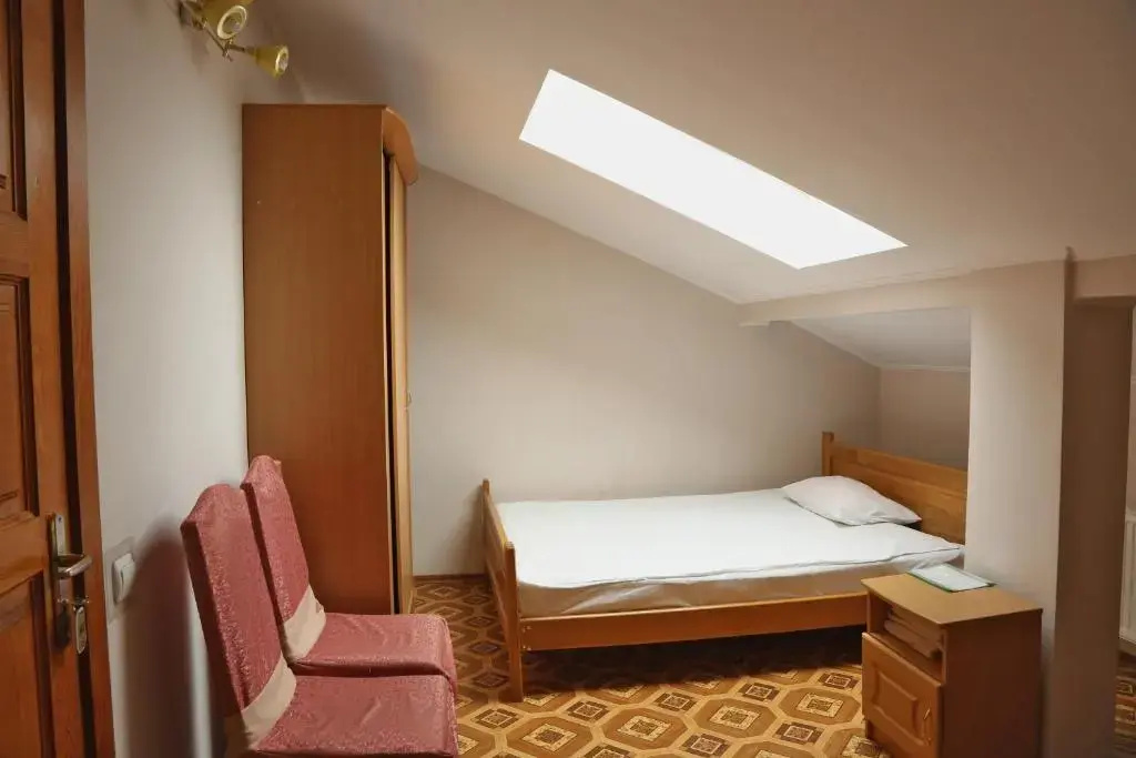 Economy Double room (full double bed)