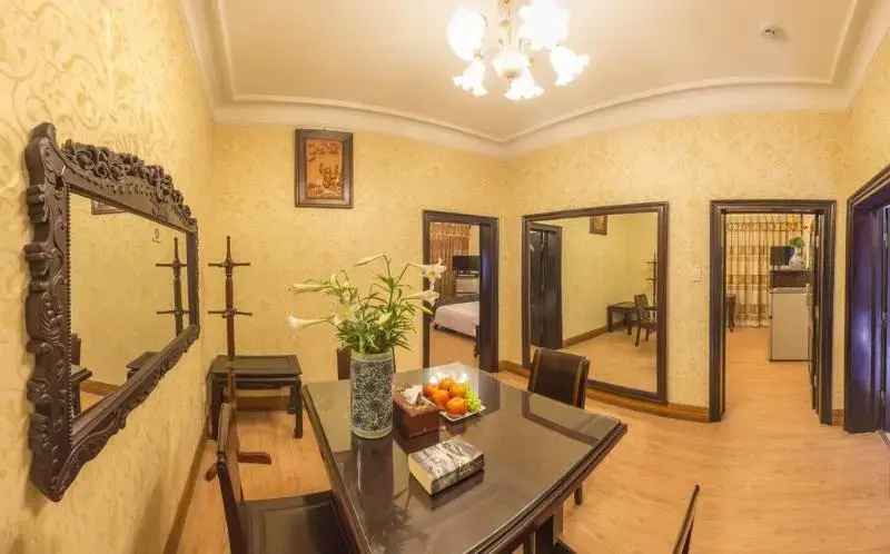 Dragon Hotel - Chambres