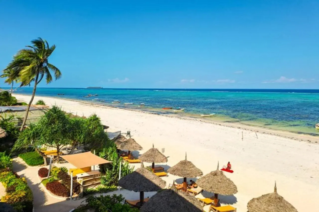 Beach & Waterfront