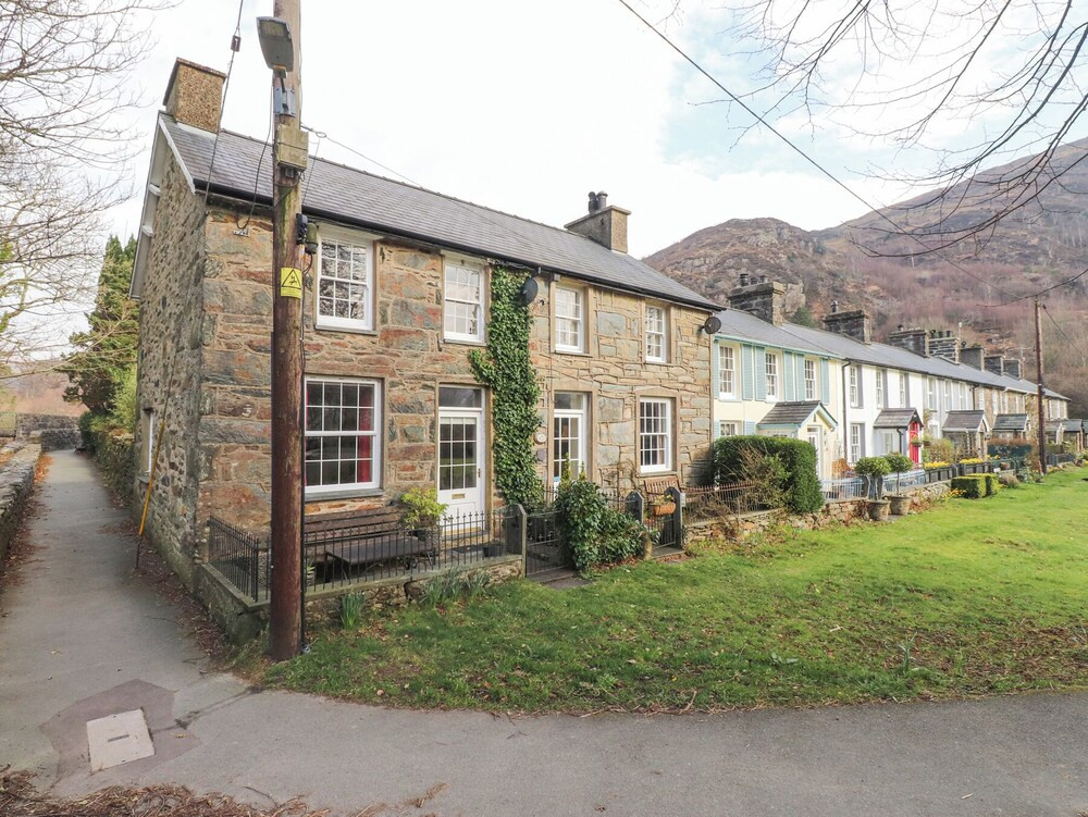 Brackenbury Cottage