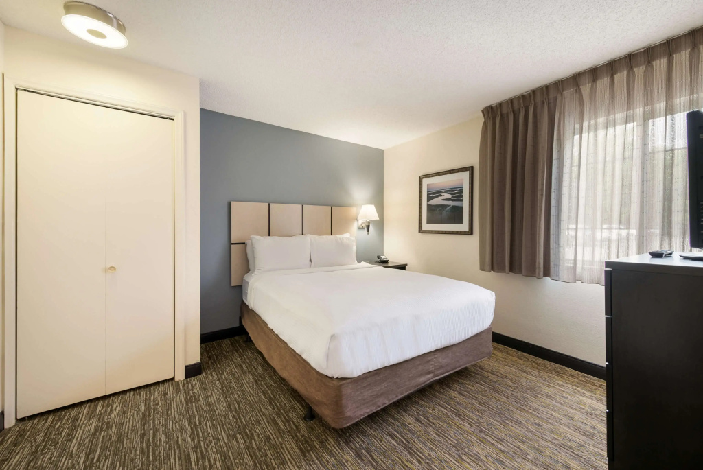 Sonesta Simply Suites Hampton - Chambres