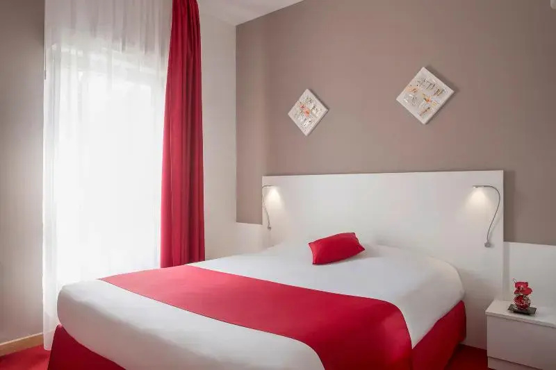 Standard Double room (full double bed)