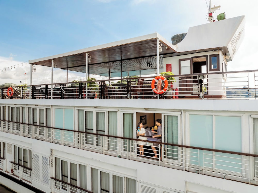 Lan Ha Bay 4 Star Cruise