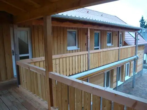 Balcony & Terrace