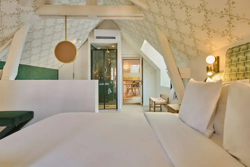 Premium Suite with city view