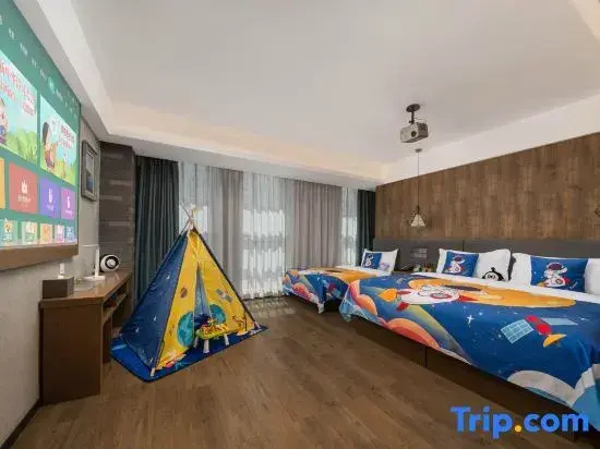 Standard Family room