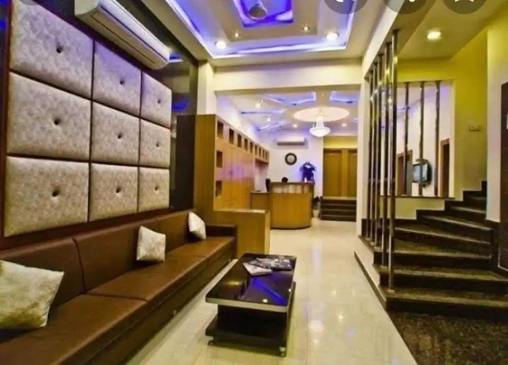Hotel Durga Silverline - Général