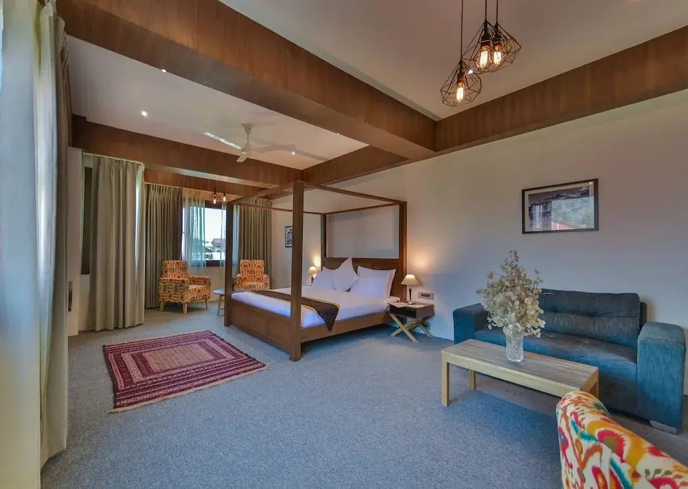 guest_rooms