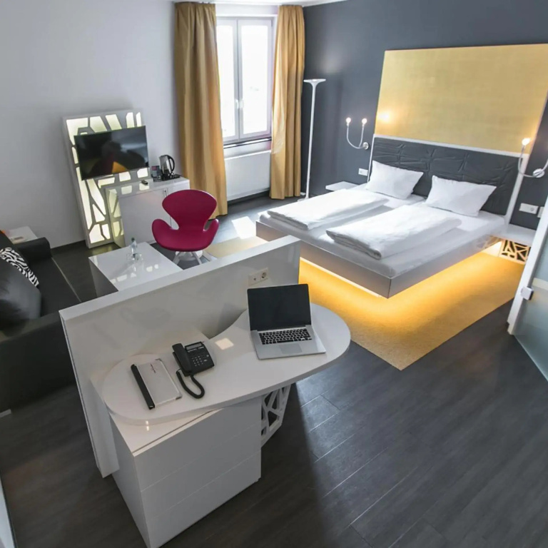 Hotel photo 12