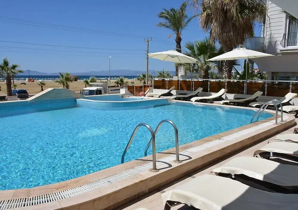 Hotel photo 12