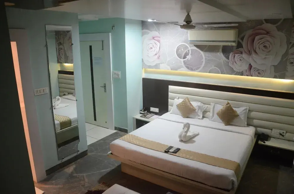 Hotel Raj Palace Shivpuri