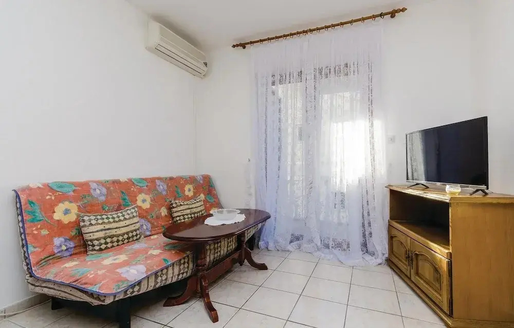 Amazing Home in Herceg Novi With Wifi and 1 Bedrooms
