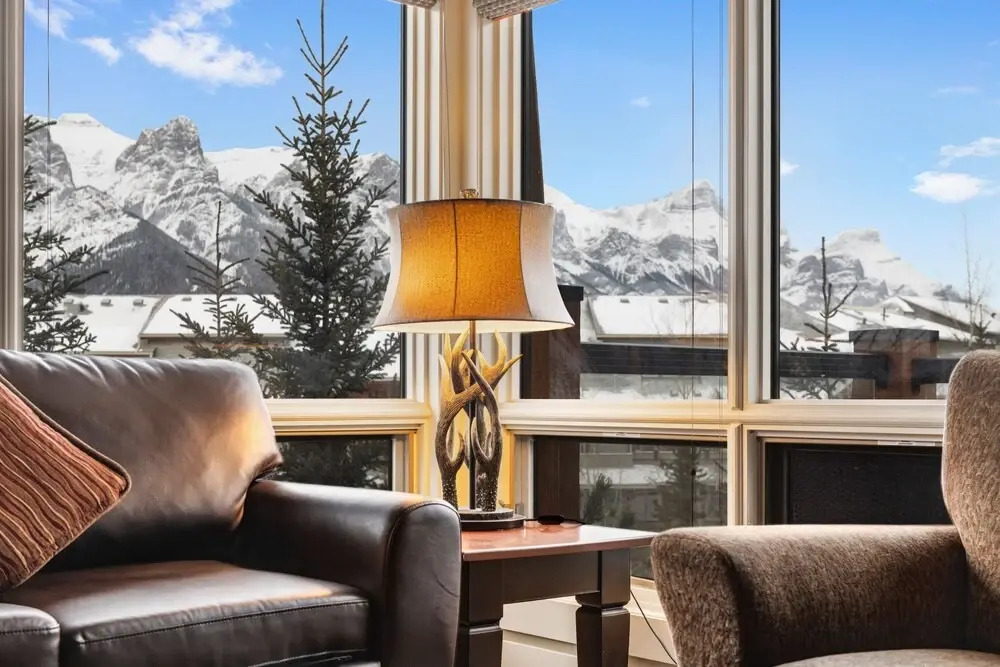 Exquisite 2BR/2BTH Luxury Condo with Mountain View - фото 14