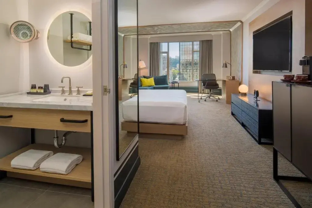 The Duniway Portland, A Hilton Hotel - Tap to explore photos