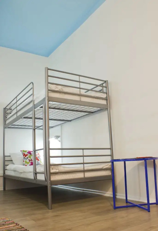 Кровать в общем номере в Warsaw Downtown Hostel