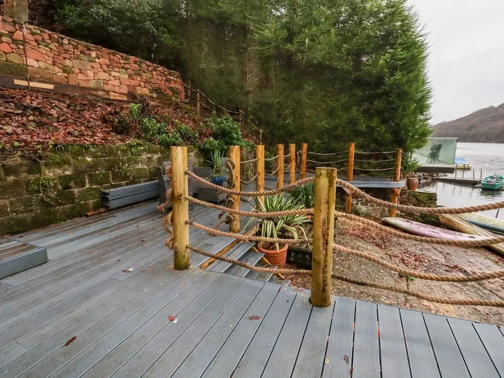 Horton Lodge Boathouse