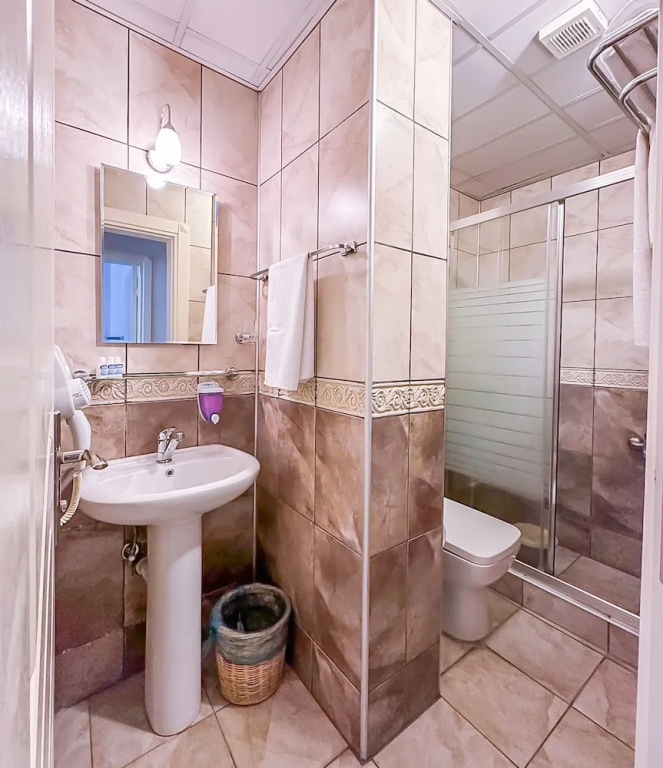 Standard Double room with garden view (full double bed)