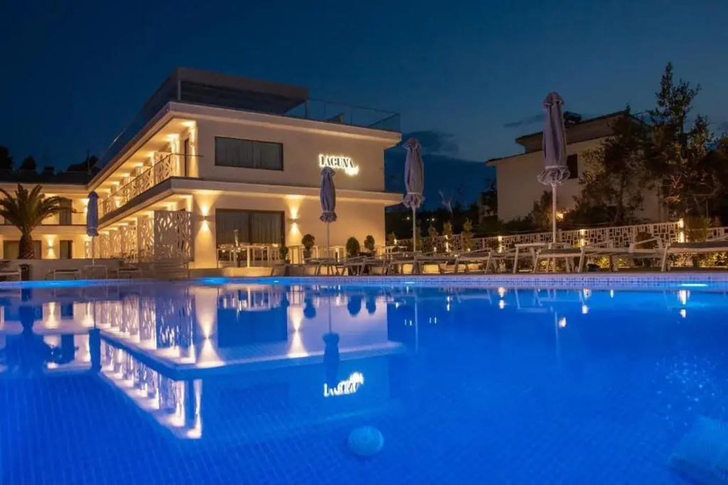 Hotel photo 8