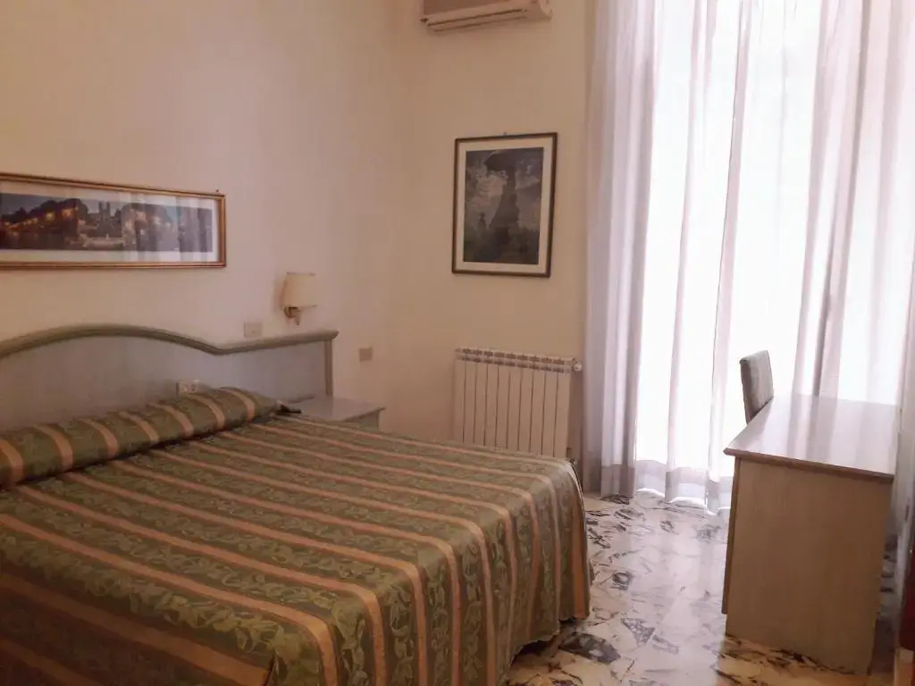 Standard Double room (full double bed)