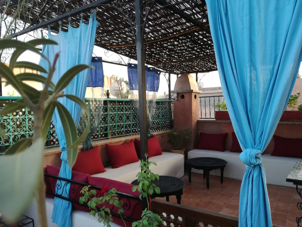 Balcony & Terrace