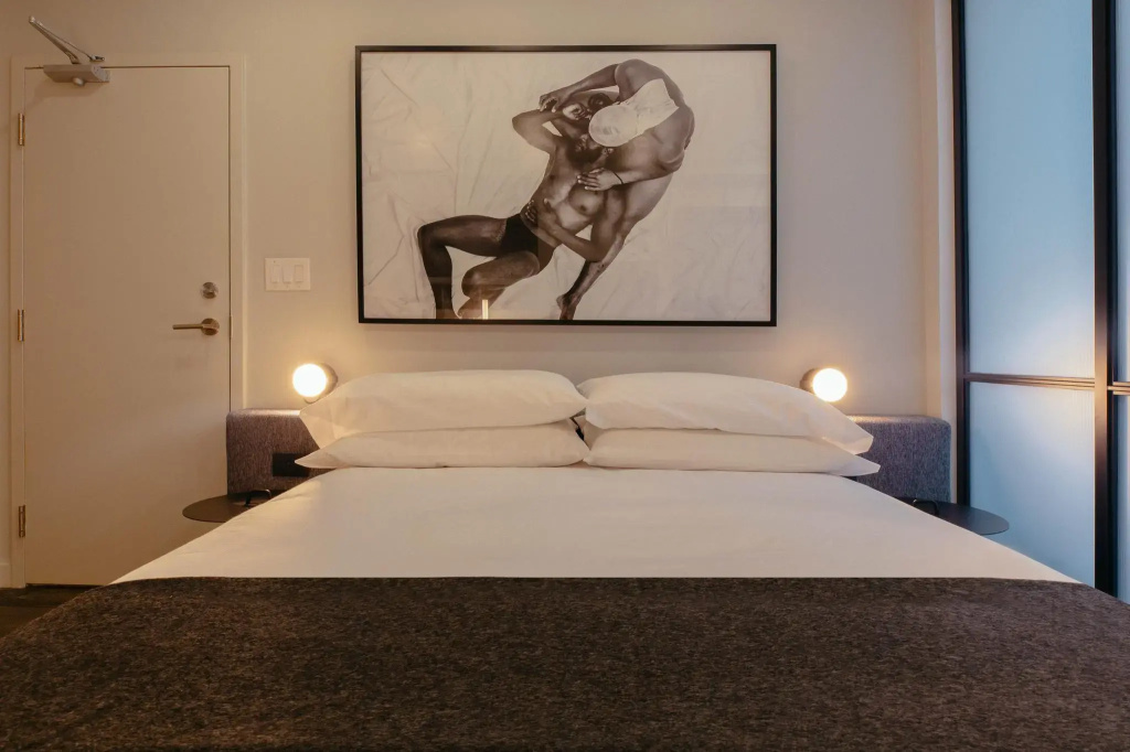 Economy room