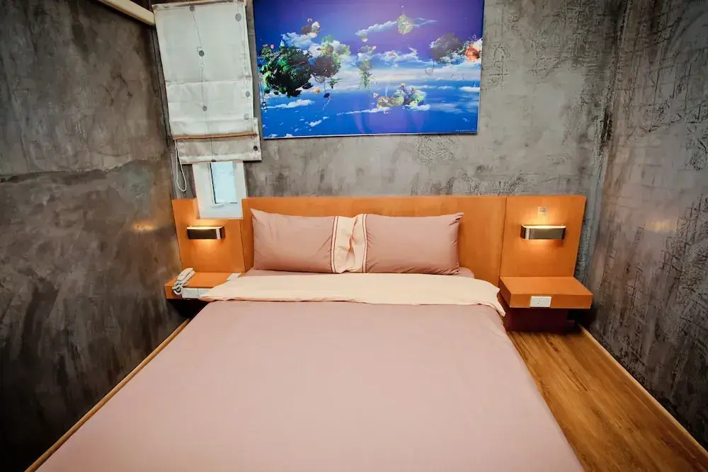 Standard Double room (full double bed)
