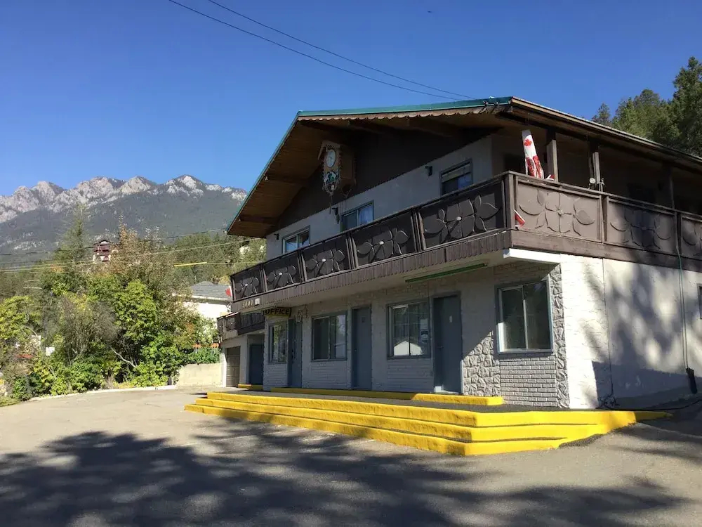 Celadon Lodge