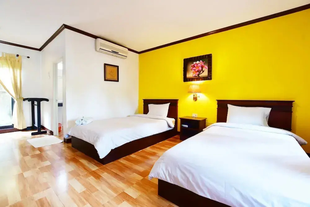 Deluxe Double room twin beds
