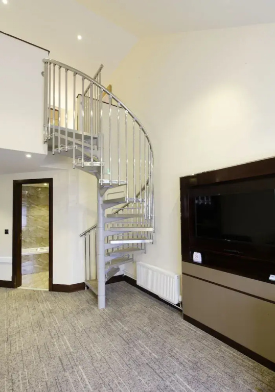 Ramada Solihull Birmingham - фото 14