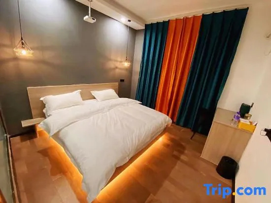 Madrigal hotel 54