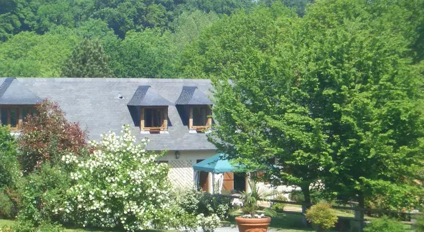 L'Atelier du Petit Chemin qui Sent la Noisette