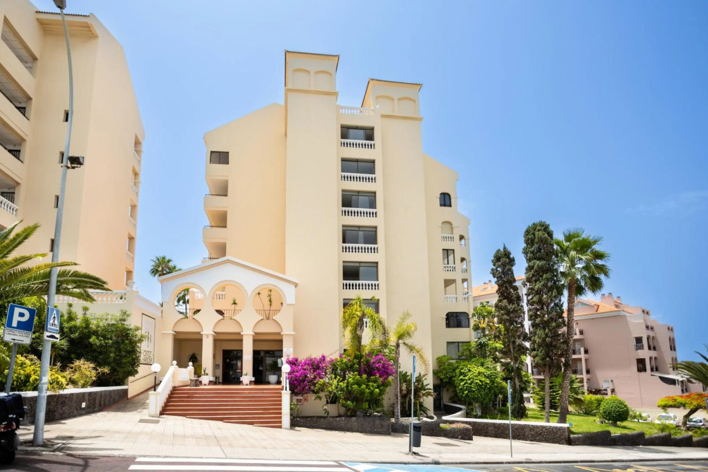 Phoebe's Flat Los Cristianos by LoveTenerife