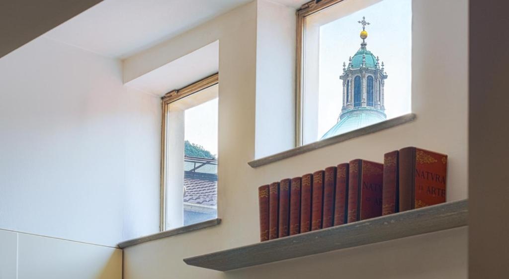 ALTIDO 2BR Apt with Excellent Location, at the Heart of Como
