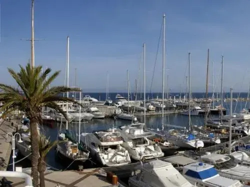 Beach & Waterfront
