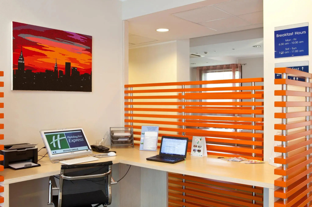 Holiday Inn Express Reggio Emilia by IHG - Général