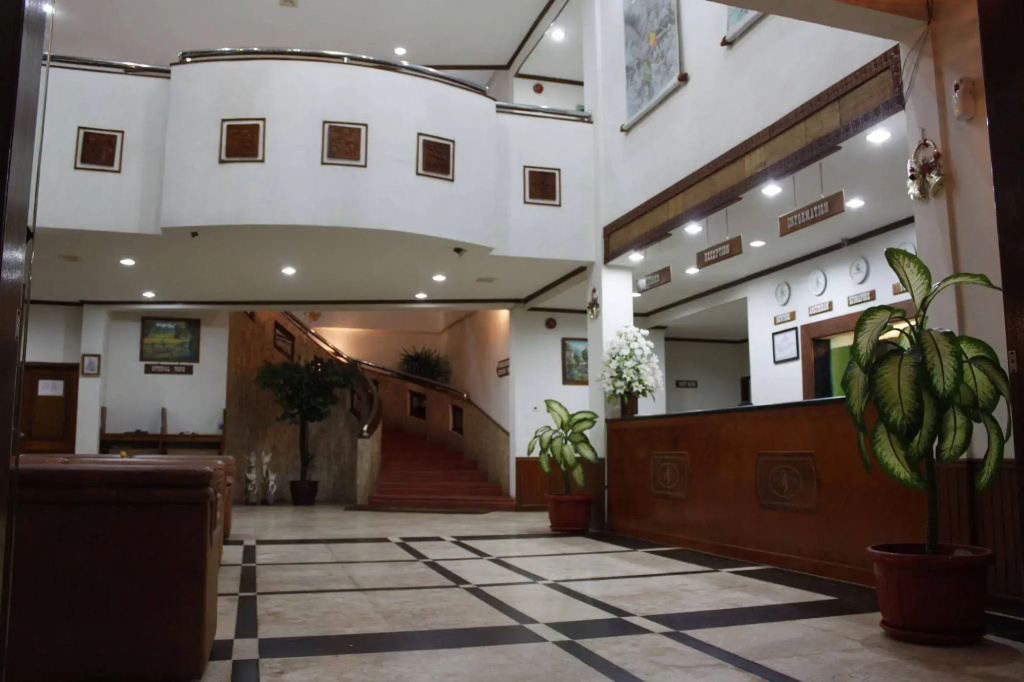 Surya Pesona Beach Hotel - Général