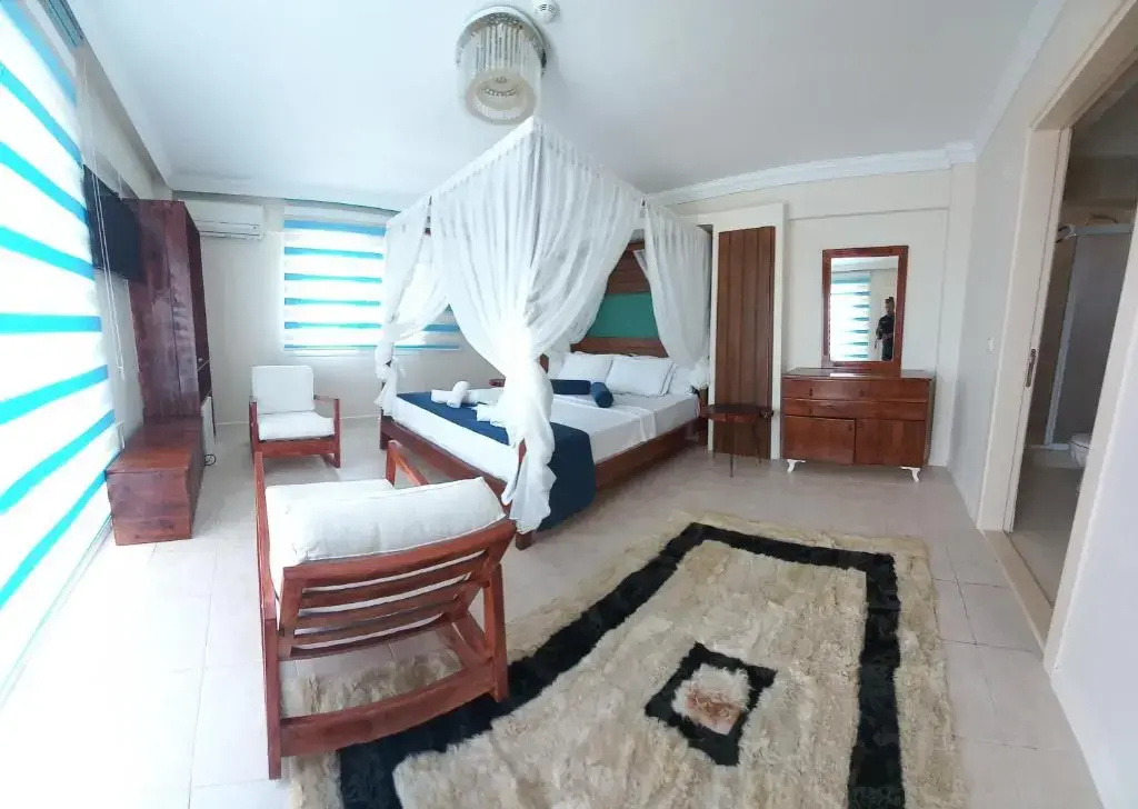 Comfort room