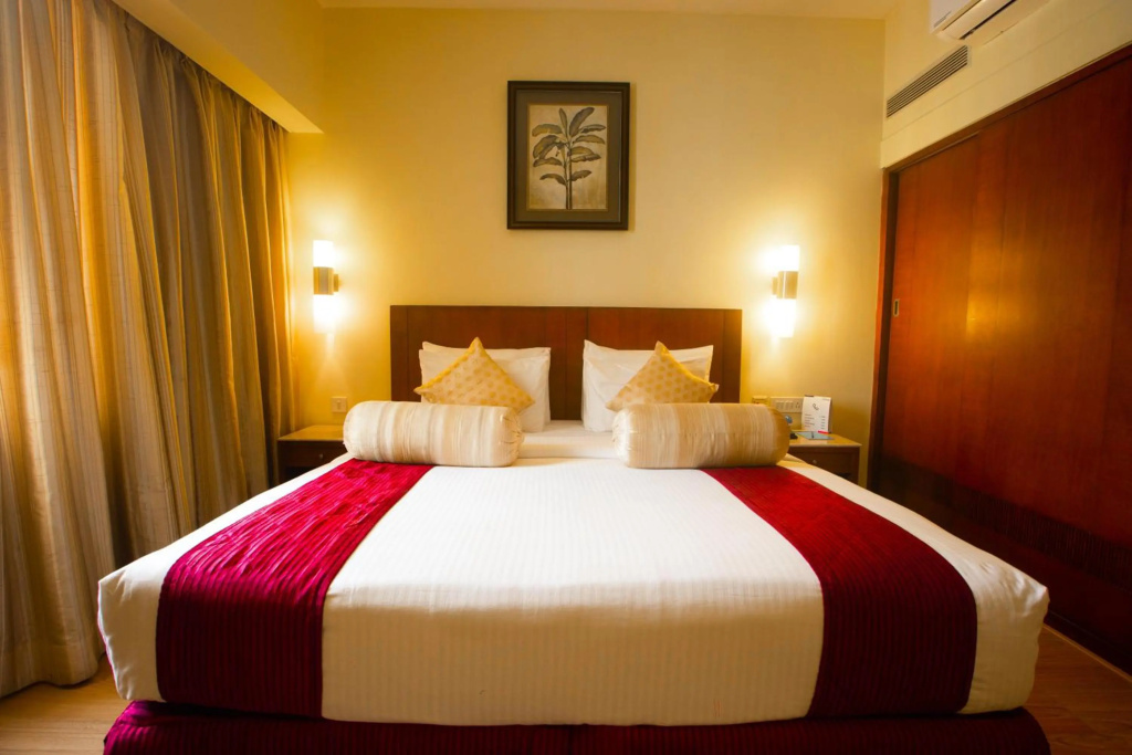 Featherlite Evoma Hotel — 4