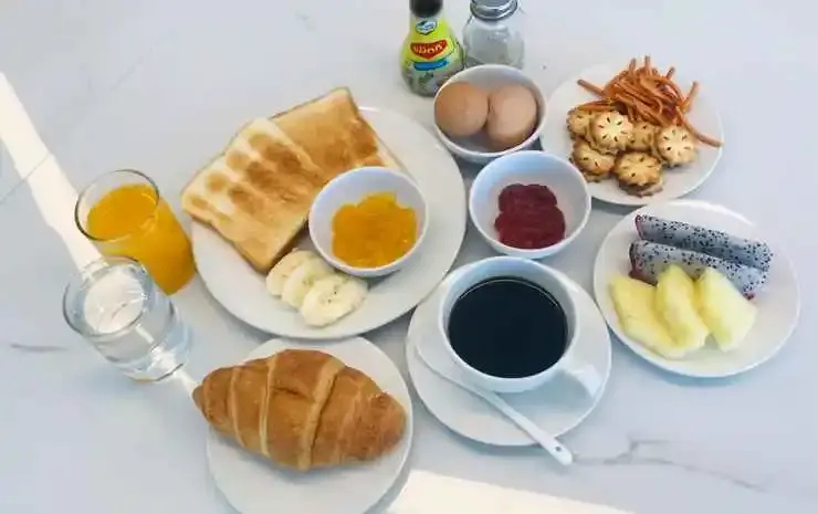 Food & Beverage