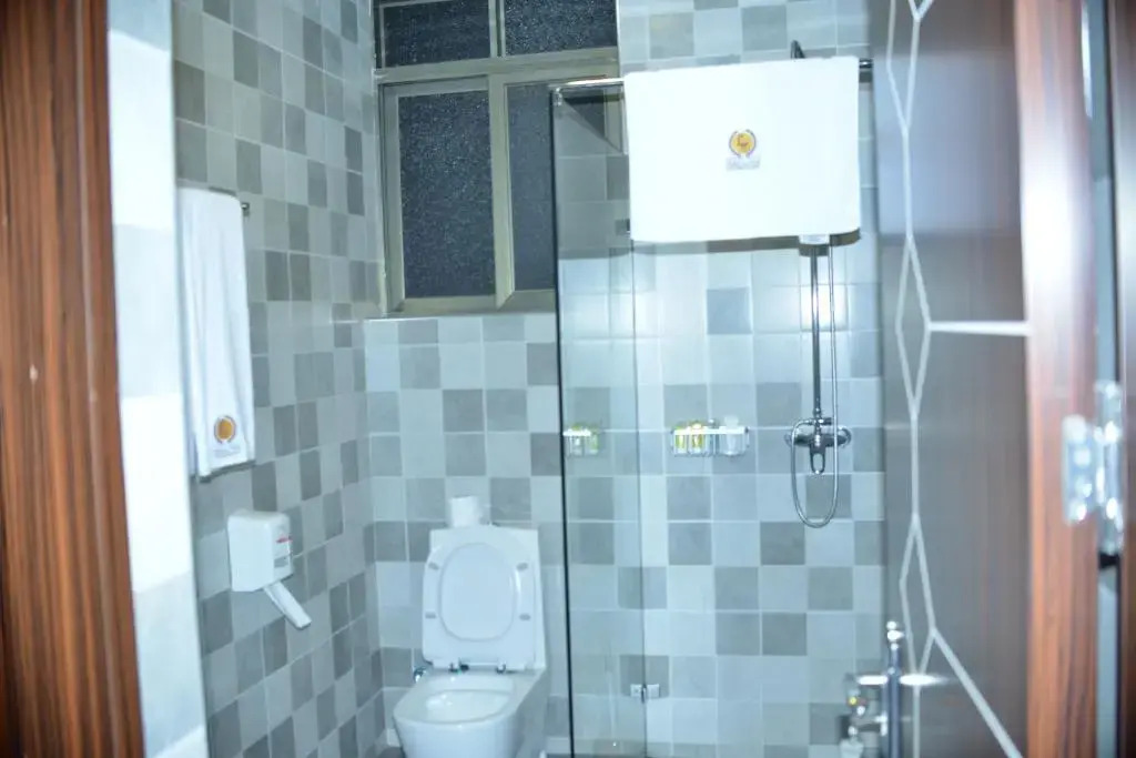 Image 7