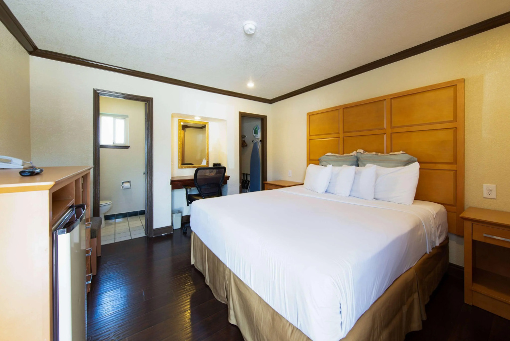 Travelodge by Wyndham Merced Yosemite - фото 4