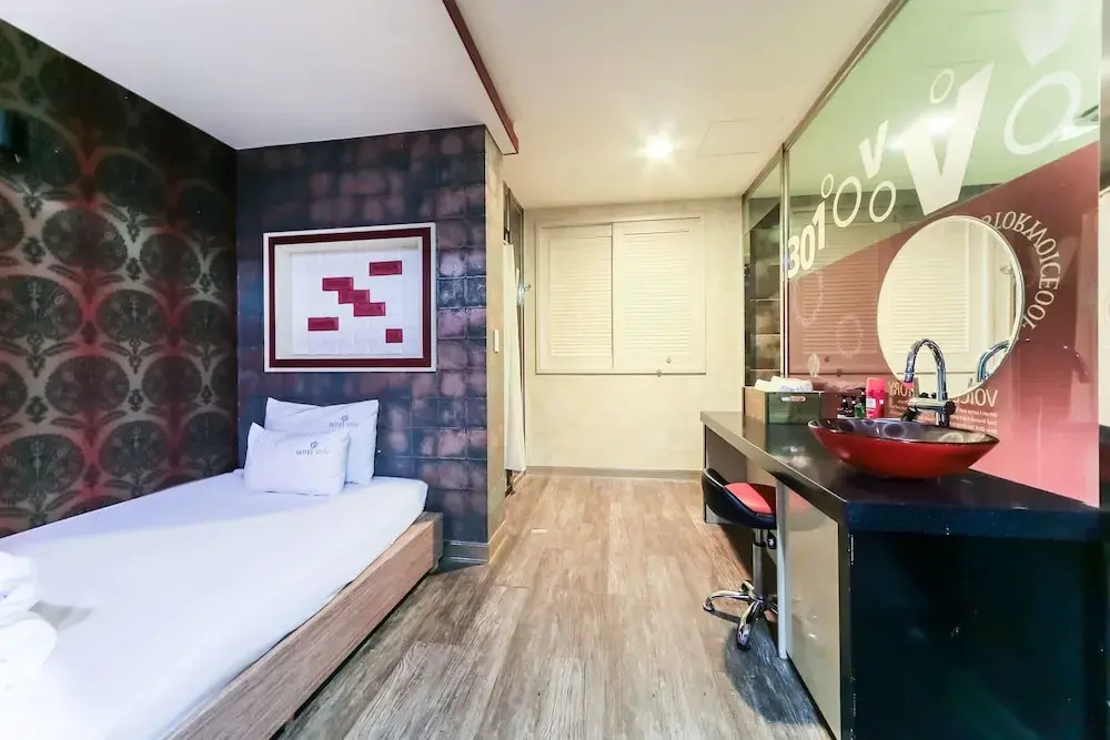 Deluxe Double room (twin beds)